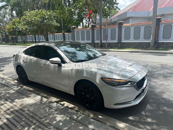 Mazda 6 2.0 Tự động Trắng 2024