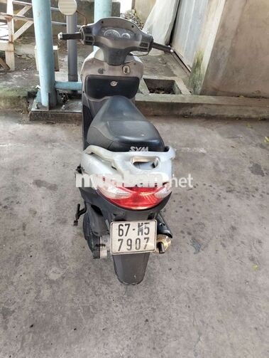 SYM Attila Xe tay ga màu Bạc