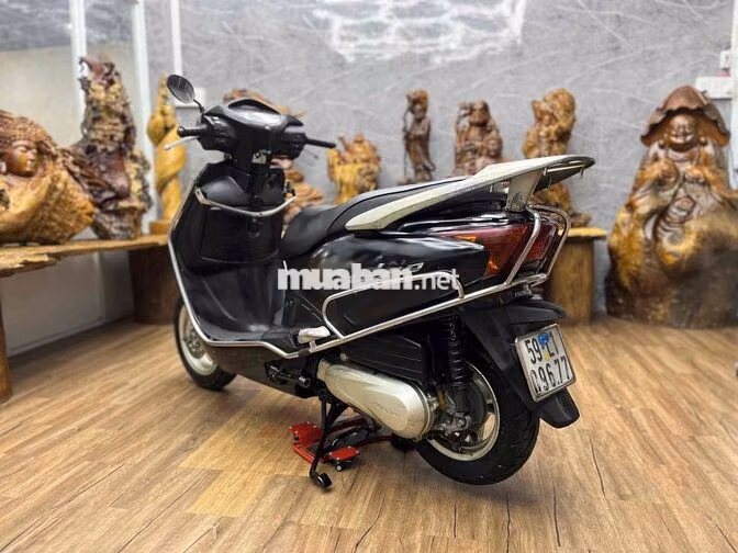 Honda Lead 2011 biển SG xe đá chống tắt máy
