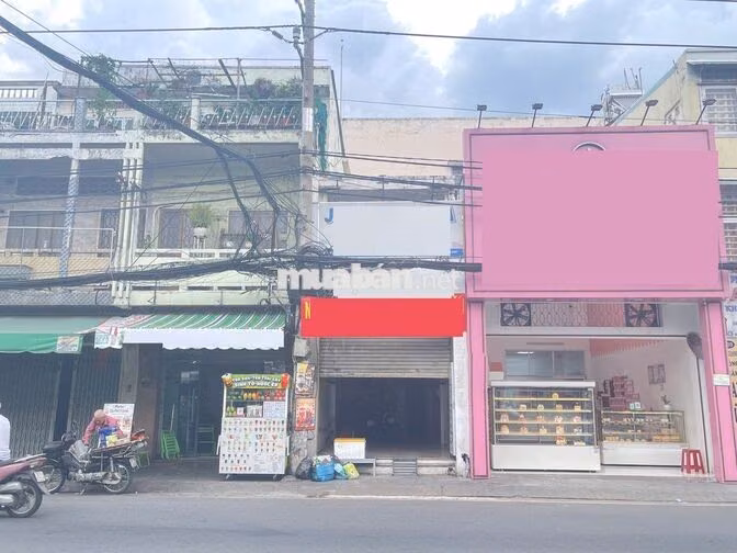 Mặt Tiền Hậu Giang - Gần Ngã Ba Bình Phú, Phường 11, Quận 6. 