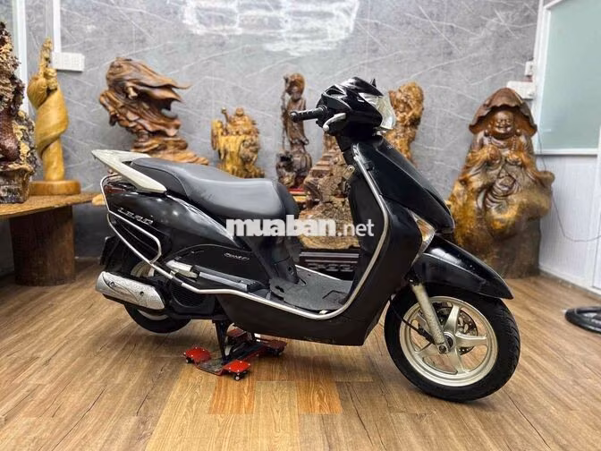 Honda Lead 2011 biển SG xe đá chống tắt máy