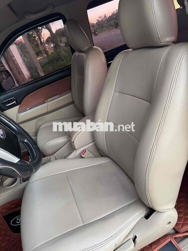 Ford Everest 2011 Số sàn Vàng cát