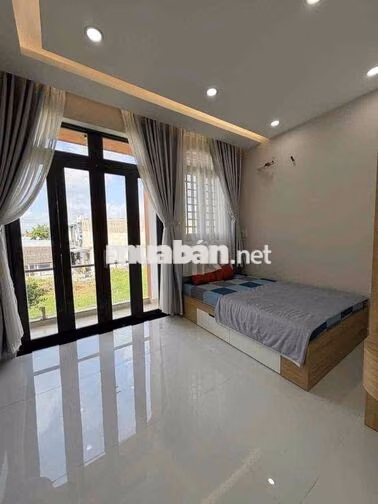 Nhà mới xây đường ô tô ở Tân Kim sát bên Quốc Lộ 50
