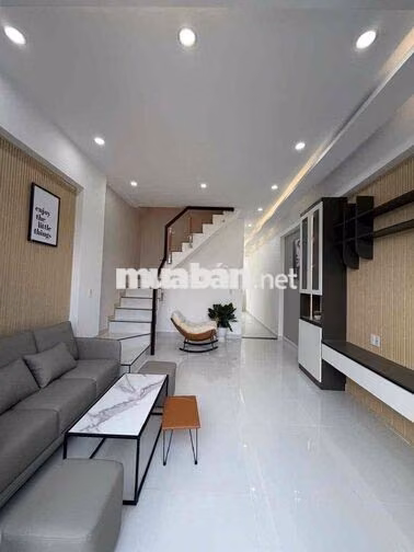 Nhà mới xây đường ô tô ở Tân Kim sát bên Quốc Lộ 50