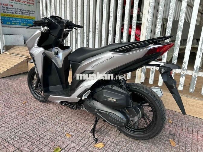 Honda Vario 150 Bạc Porsche zin êm đẹp chính chủ