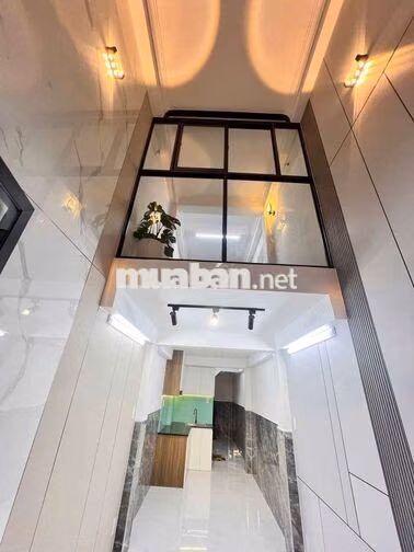 Lê Thị Bạch Cát. Q11. 5 tầng. 25m2. hẻm 5m. Giá 4.5 Tỷ 