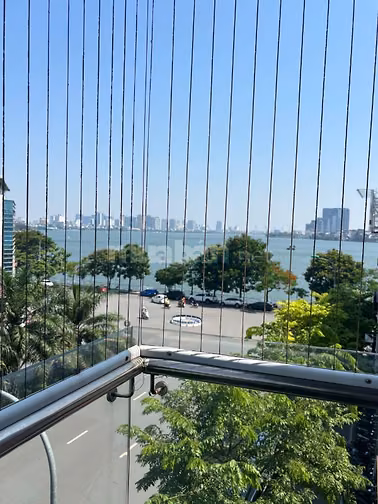 Nhà 2 mặt tiền phố Văn Cao view Hồ Tây 50m2x5 tầng ô tô đỗ cửa 