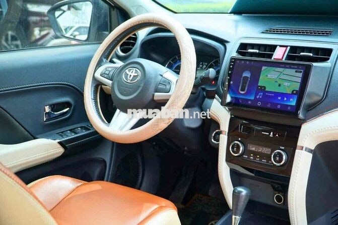 Toyota Rush SUV Số tự động Trắng 7 chỗ