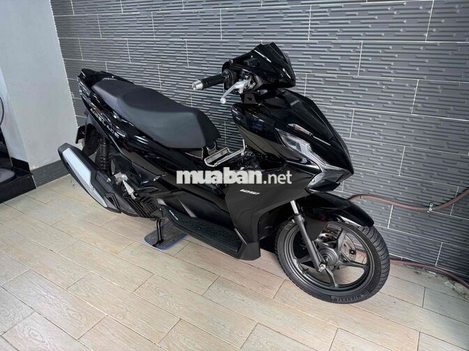 Honda AB125 date 2024 -4val Đen Bóng Bs Sài Gòn
