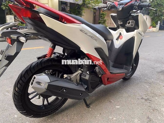 Honda Click 150i 2022 Trắng, Đỏ, Đen 8653 km
