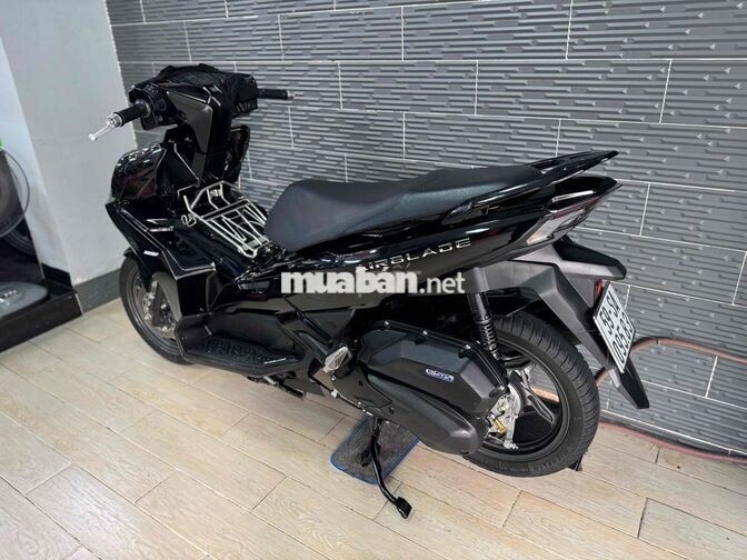 Honda AB125 date 2024 -4val Đen Bóng Bs Sài Gòn