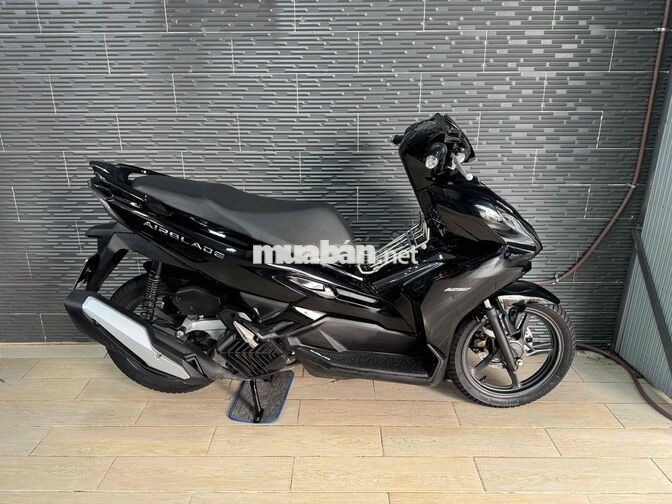 Honda AB125 date 2024 -4val Đen Bóng Bs Sài Gòn