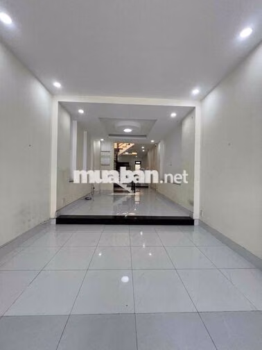 chủ dễ tính cắn bán nhà ,để giải quyết công việc
