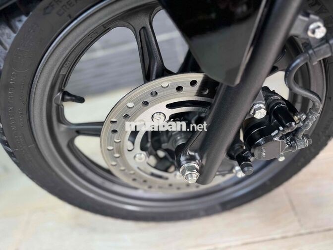 Honda AB125 date 2024 -4val Đen Bóng Bs Sài Gòn