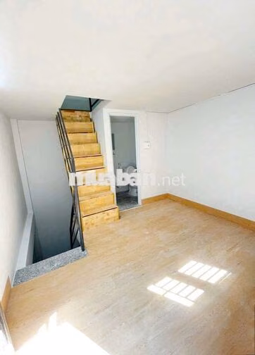 (hh40tr) Nhà 3 tầng sổ hồng riêng ngay Ngã tư Lạc Long Quân Âu Cơ