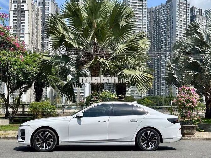 VINFAST LUX A PLUS 20 - MÀU TRẮNG SIÊU HOT