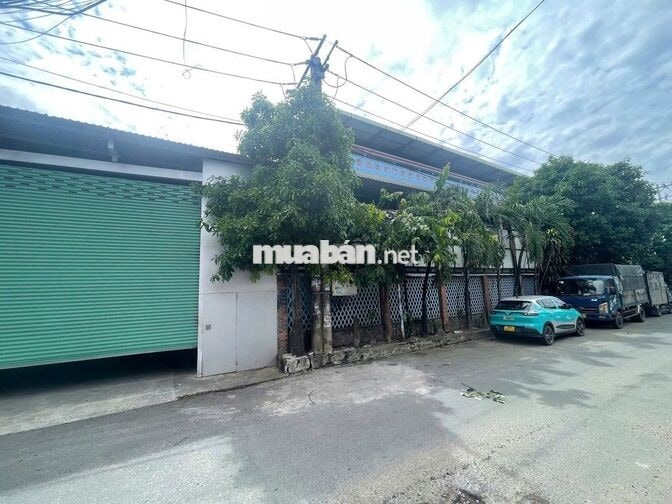 Cho thuê MB Gốc , 14 x 50m, 3 lầu, 22VP, giá : 120tr
