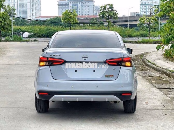 Nissan Almera V 2024 Trắng CVT 1 vạn km