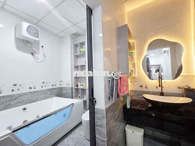 Bank định giá 7.7 tỷ rao 6.7 tỷ sát Q1 ngay Thị Ghè nhà đẹp 75m 2 tầng