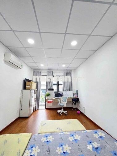 Bank định giá 7.7 tỷ rao 6.7 tỷ sát Q1 ngay Thị Ghè nhà đẹp 75m 2 tầng