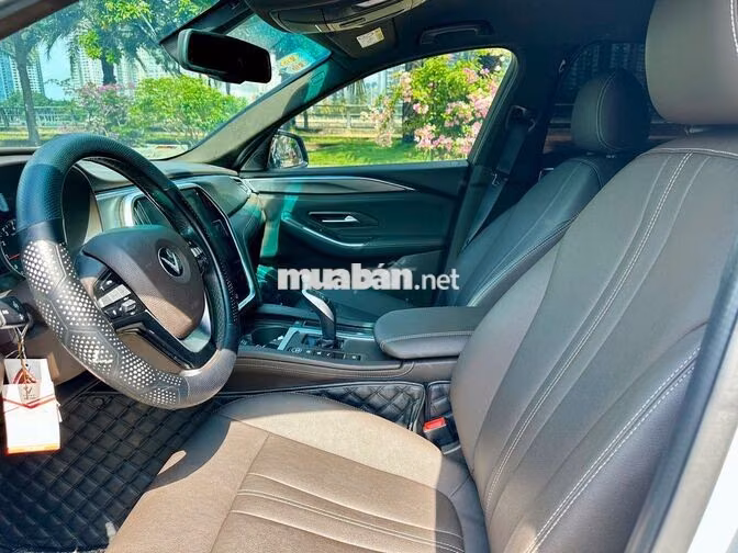 VINFAST LUX A PLUS 20 - MÀU TRẮNG SIÊU HOT