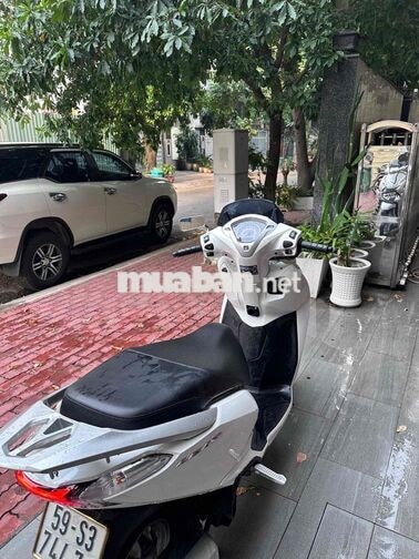 Honda Lead 4val 2023 Trắng