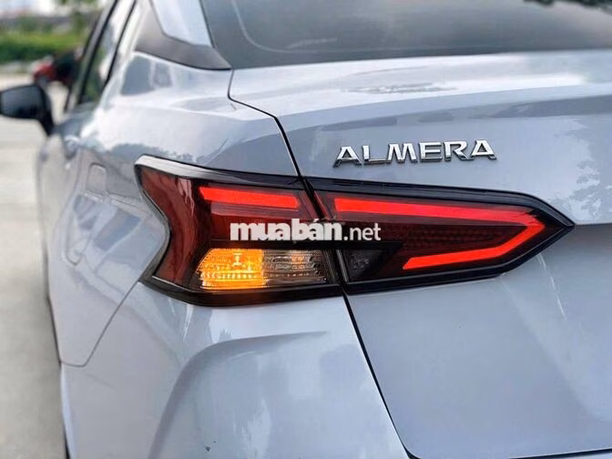 Nissan Almera V 2024 Trắng CVT 1 vạn km