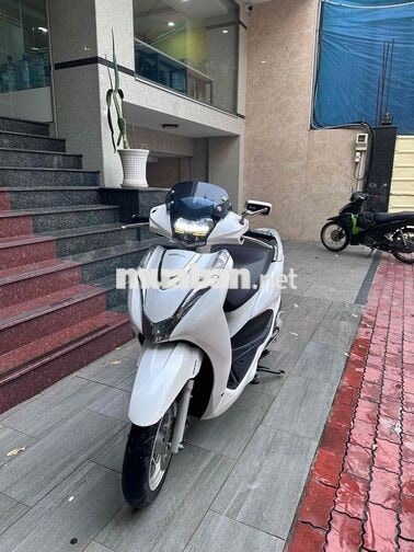 Honda Lead 4val 2023 Trắng