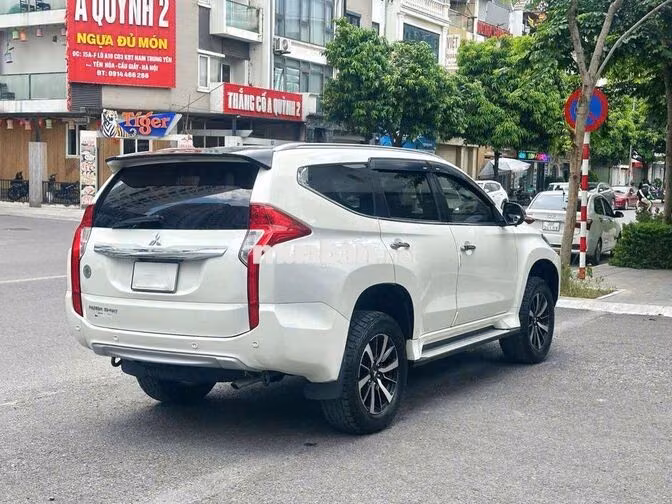 Pajero sport 2019 máy dầu 1 cầu siêu đẹp