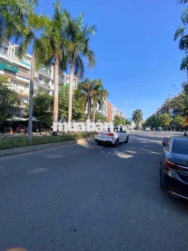 📖🏗️🏬: LÔ ĐẤT HAI MẶT TIỀN ĐƯỜNG HOÀNG.TRỌNG MẬU.  DT 78M2.XÂY DỰNG 6TẦN