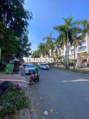 📖🏗️🏬: LÔ ĐẤT HAI MẶT TIỀN ĐƯỜNG HOÀNG.TRỌNG MẬU.  DT 78M2.XÂY DỰNG 6TẦN