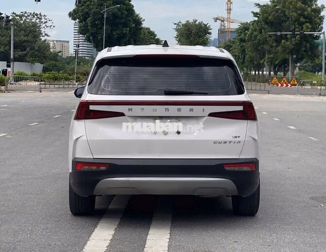 Hyundai Custin 1.5T tiêu chuẩn 2023 Trắng 48000 km