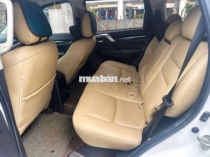 Pajero sport 2019 máy dầu 1 cầu siêu đẹp