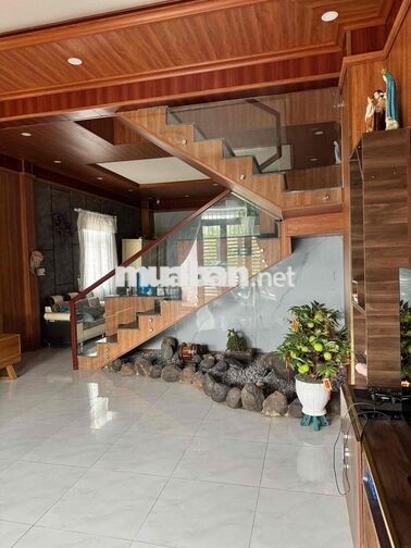 Chỉnh chủ cần bán căn nhà tại trung tâm phường tân triều