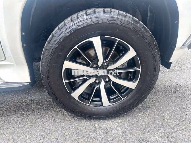 Pajero sport 2019 máy dầu 1 cầu siêu đẹp