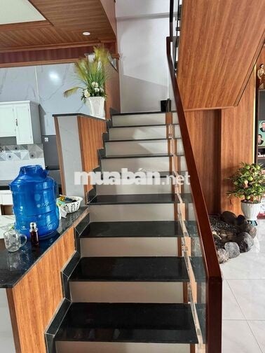 Chỉnh chủ cần bán căn nhà tại trung tâm phường tân triều