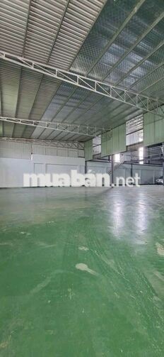 xưởng 900 m² giá 40 triệu Tân Hiệp Hóc Môn TP HCM