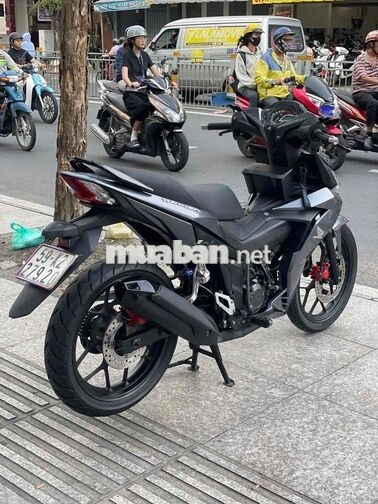 Winner V1 2018 Xám titan , bstp 9 chủ ký giấy