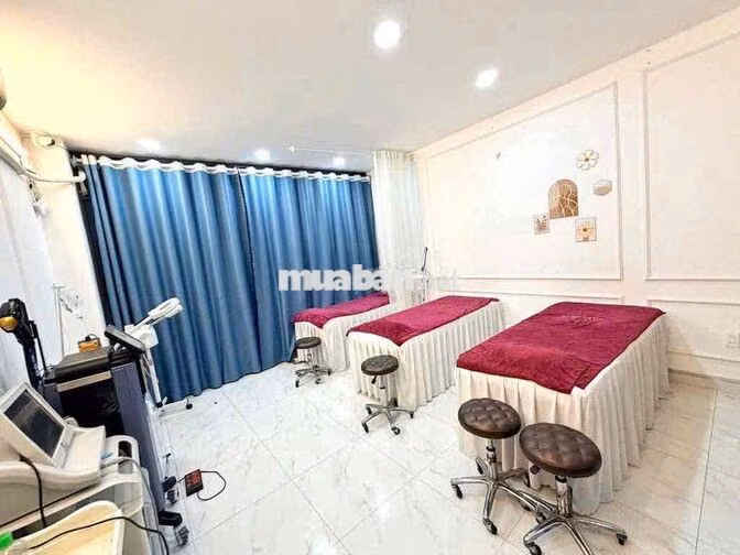 Mặt tiền Bàu Cát. Tân Bình ( ngang 5m ) 1 trệt 3 lầu sân thượng
