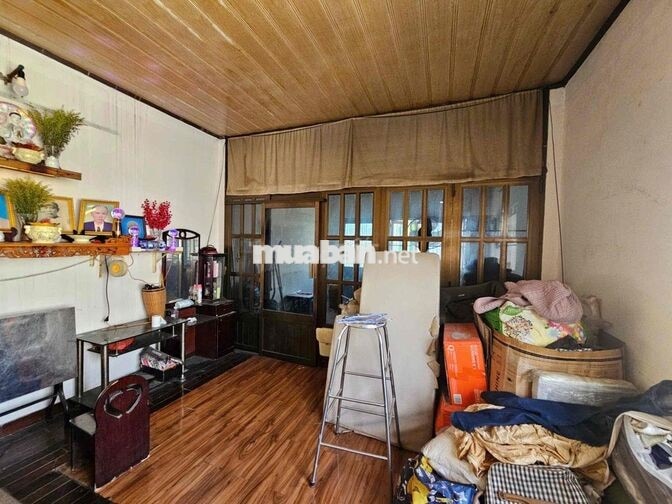 SIÊU RẺ - 41M2 - GIÁP QUẬN 1 - NGANG 3.48M - NHÀ CẤP 4