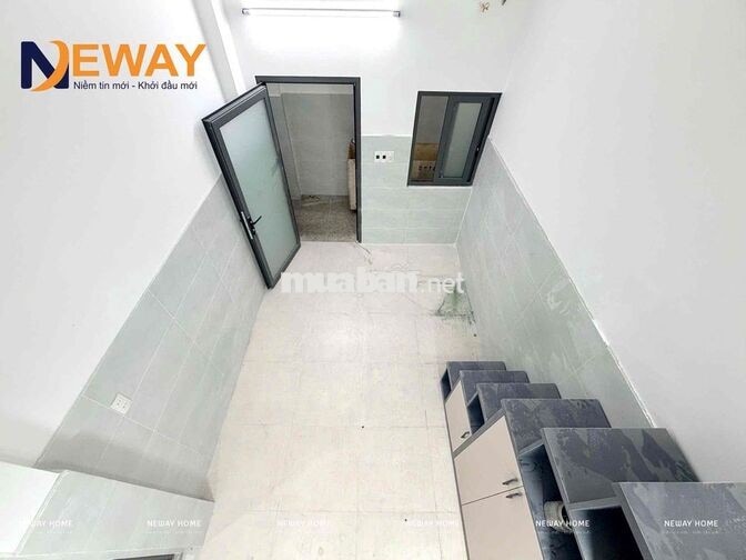 KHAI TRƯƠNG CHDV DUPLEX MỚI KENG, CỬA SỔ TRỜI, CẦU THANG TÍCH HỢP