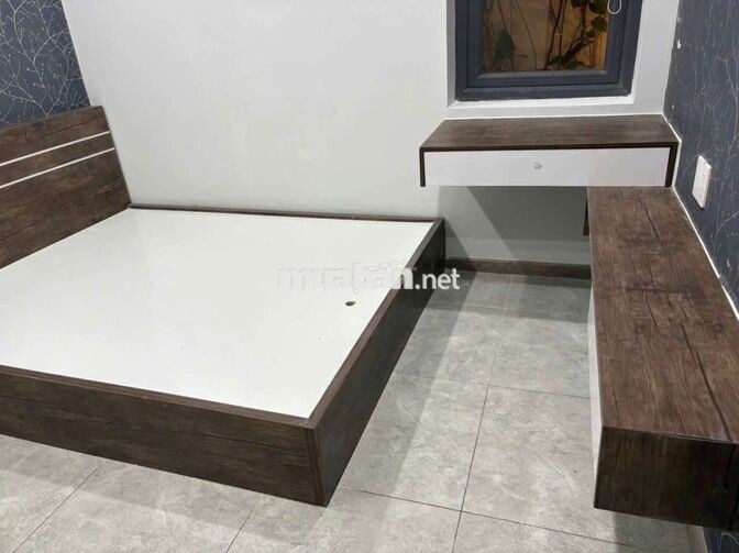 cho thuê nhà phú mỹ 10tr full nội thất sân ôtô gần tiểu học phú tân
