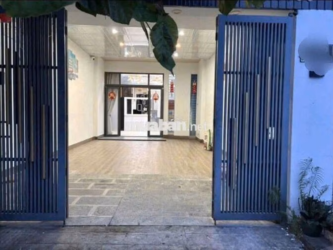 cho thuê nhà phú mỹ 10tr full nội thất sân ôtô gần tiểu học phú tân
