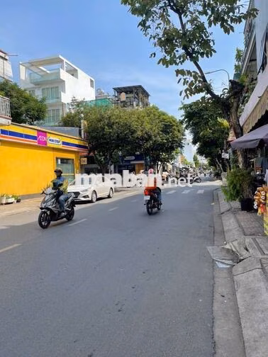 CHO THUÊ NHÀ MẶT TIỀN ĐƯỜNG LẠC LONG QUÂN 9X11M 1L SUỐT