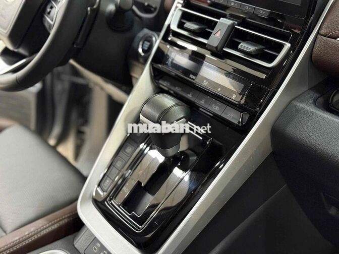 INNOVA CROSS 2.0V 2024 - Thương lượng