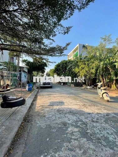 cho thuê biệt thự đồng danh ấp 6c vĩnh lộc a khu biệt thự ful nội thât