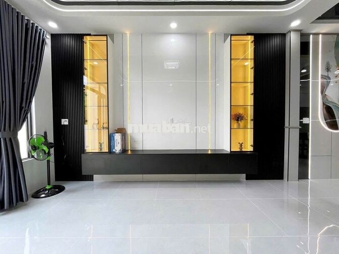 Ngộp nặng cần bán nhà lầu ngay cuối Đ. Đồng Khởi. Tặng nội thất 50 tr