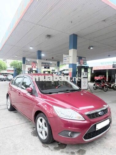 Ford Focus 1.8AT 2011 Tự động Đỏ