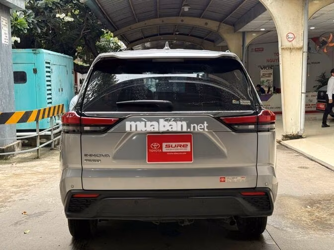 Toyota Innova Cross 2.0V 2024, Có Xuất HĐ