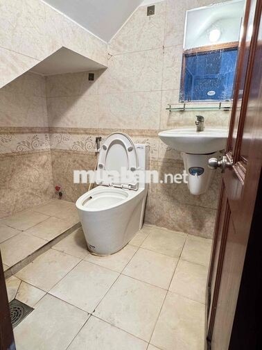 TẦNG TRỆT - CÓ SÂN PHÍA SAU - FULL NT CƠ BẢN